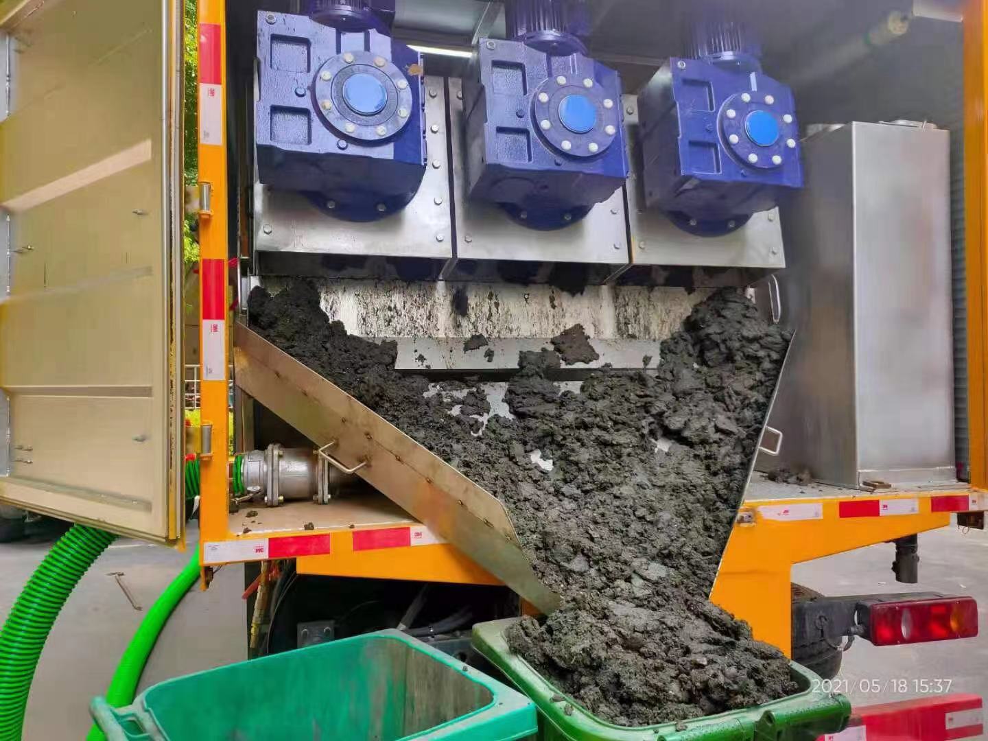 七坊镇化粪池清掏城市维护站-泥浆净化干湿分离处理